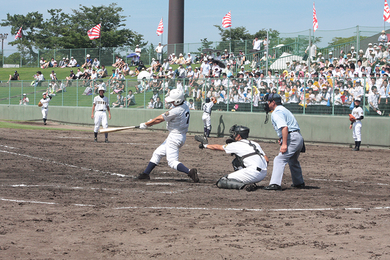 浜山球場を舞台に繰り広げらル高校野球